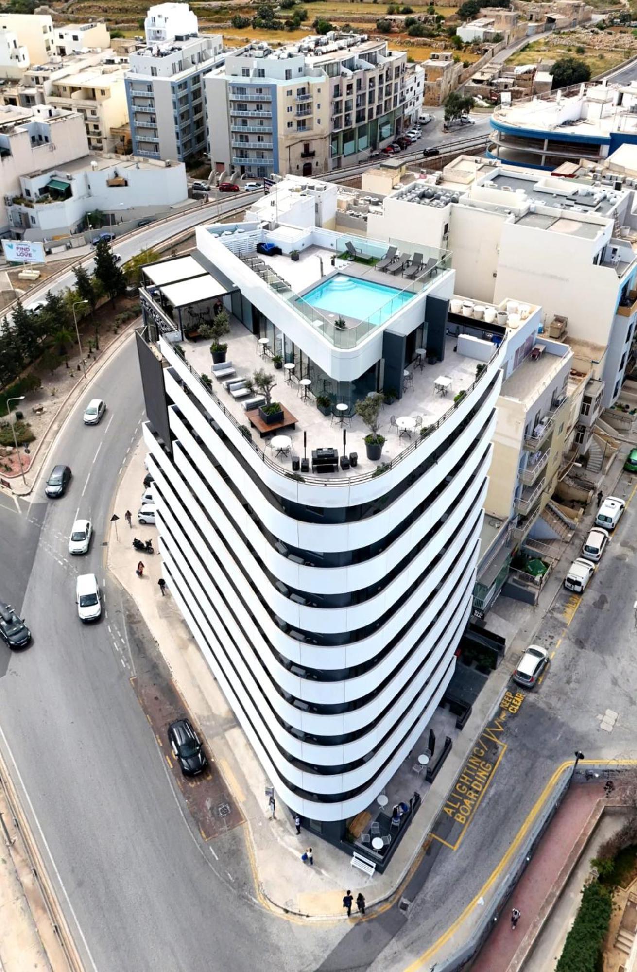 Park Heights By The Warren Collection Apartment Msida Bagian luar foto